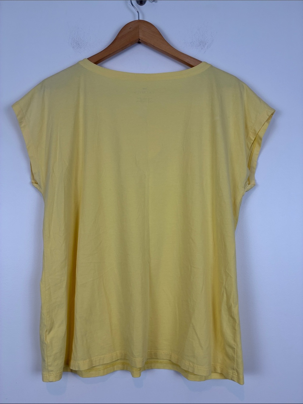 Lot of (3) Tops L/XL Summer Shirts Talbots Liz Claiborne Old Navy Sleeveless - Picture 8 of 10